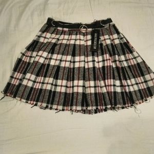 CURRENT MOOD TARTAN PLEATED SKIRT